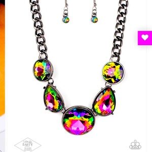 🌎💎🌎 “ALL THE WORLD’S MY STAGE” MULTI NECKLACE ~ PAPARAZZI❗️STUNNING❗️🌎💎🌎